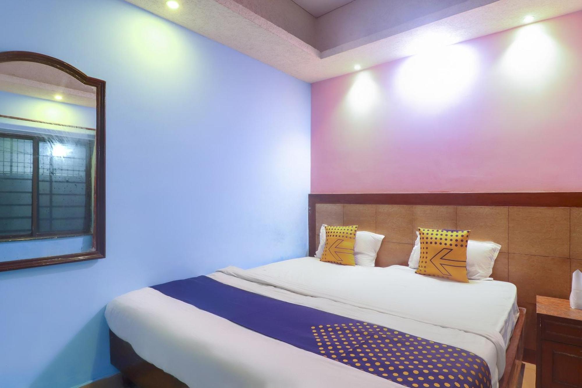 Spot On 75963 Hotel Prince Bodh Gaya Esterno foto