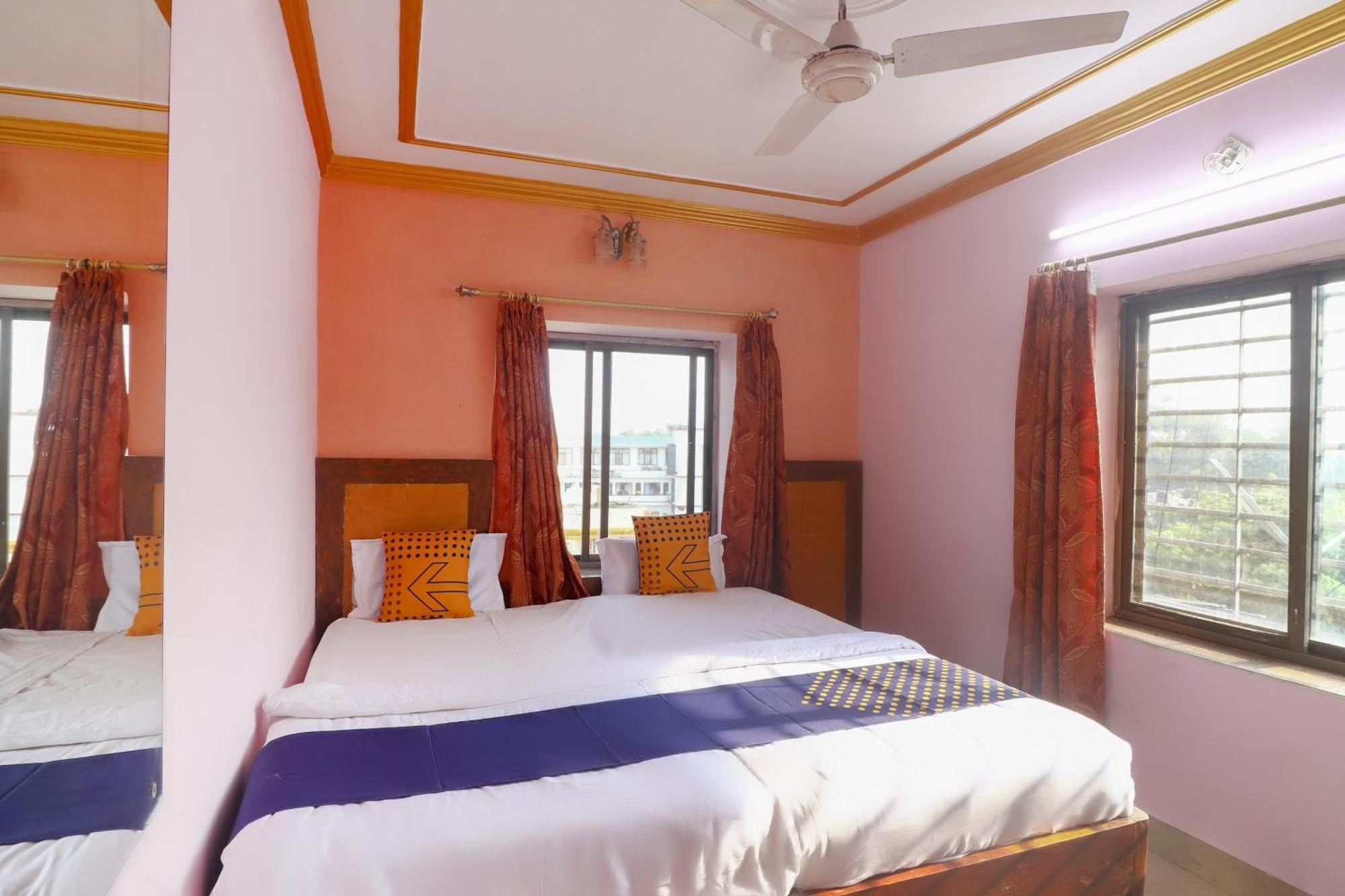 Spot On 75963 Hotel Prince Bodh Gaya Esterno foto