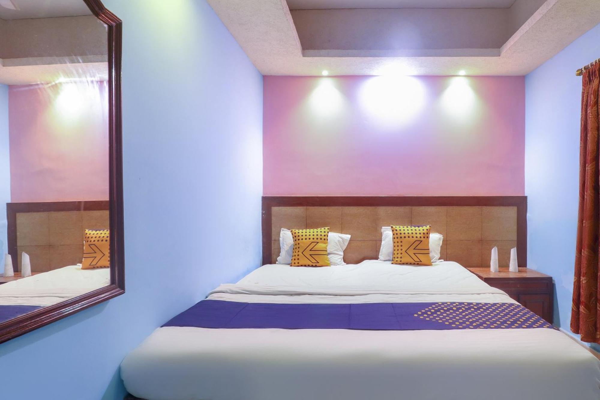 Spot On 75963 Hotel Prince Bodh Gaya Esterno foto