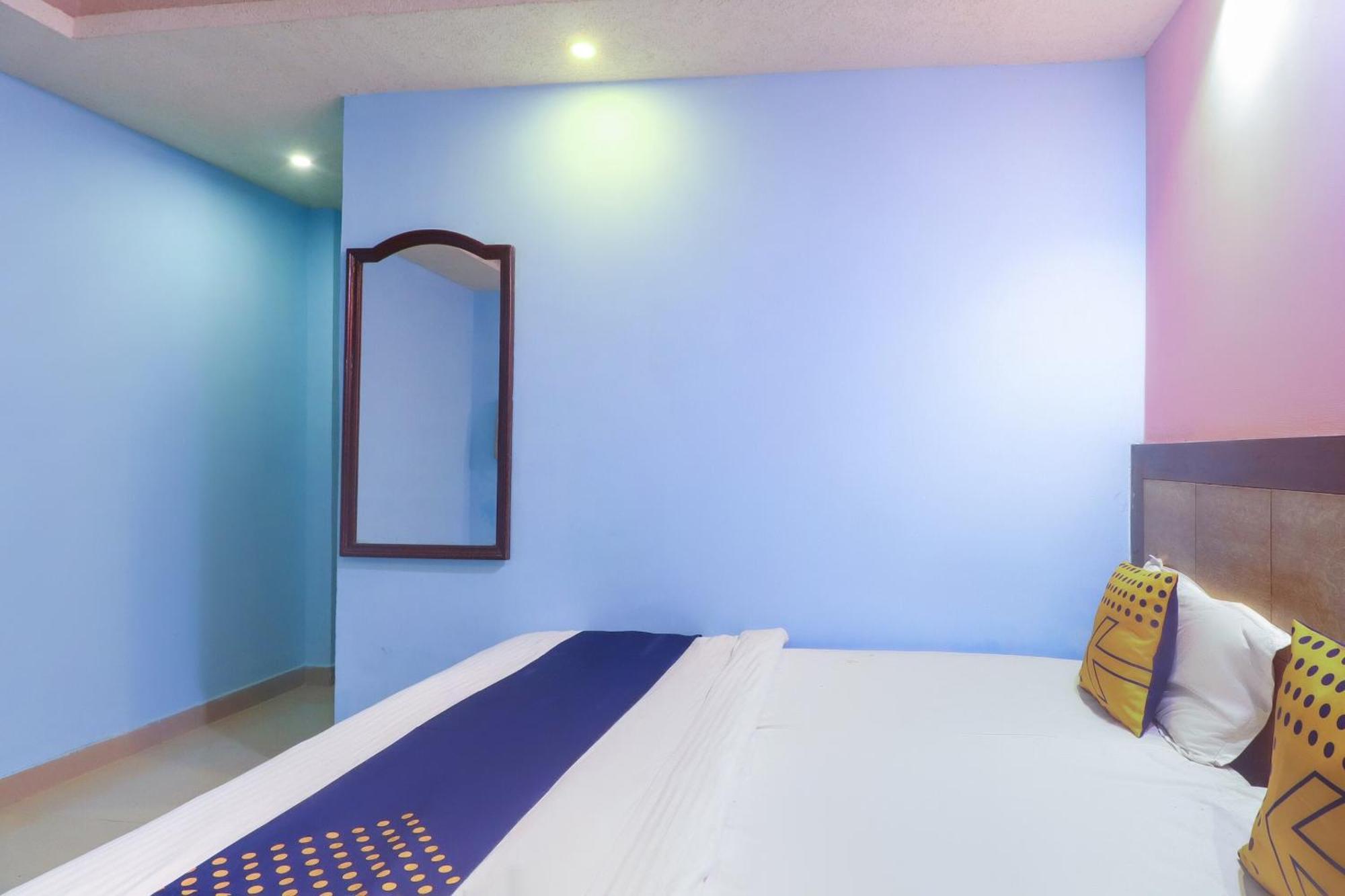 Spot On 75963 Hotel Prince Bodh Gaya Esterno foto