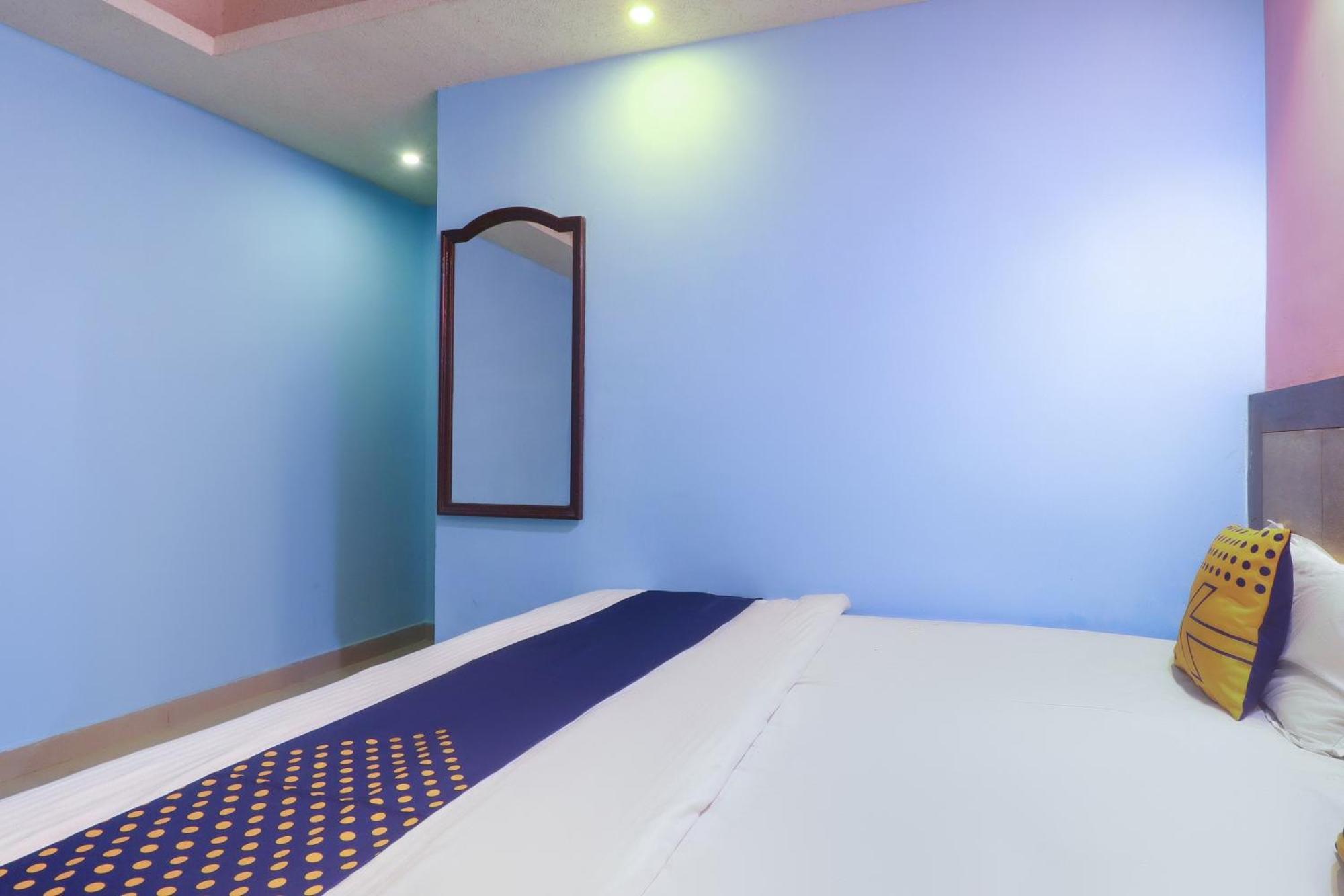 Spot On 75963 Hotel Prince Bodh Gaya Esterno foto